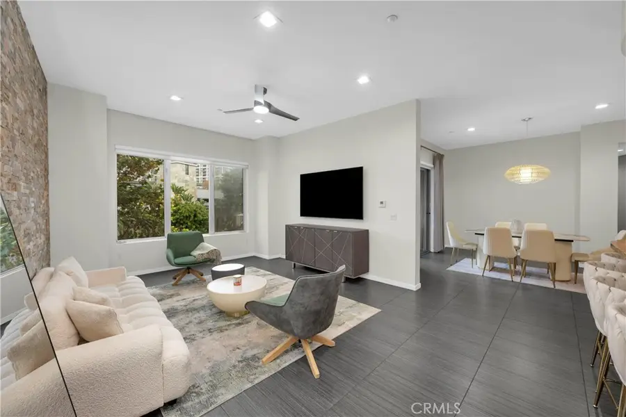 21 Gramercy #220, Irvine, CA 92612 - #3