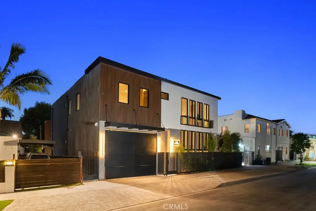 2619 S Rimpau Blvd, Los Angeles, CA 90016 - Image #1