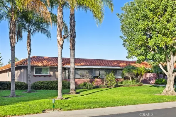 851 Ronda Mendoza #B, Laguna Woods, CA 92637
