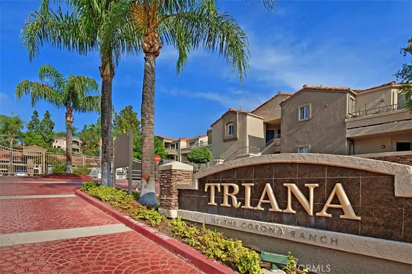 1965 Las Colinas Circle #205, Corona, CA 92879