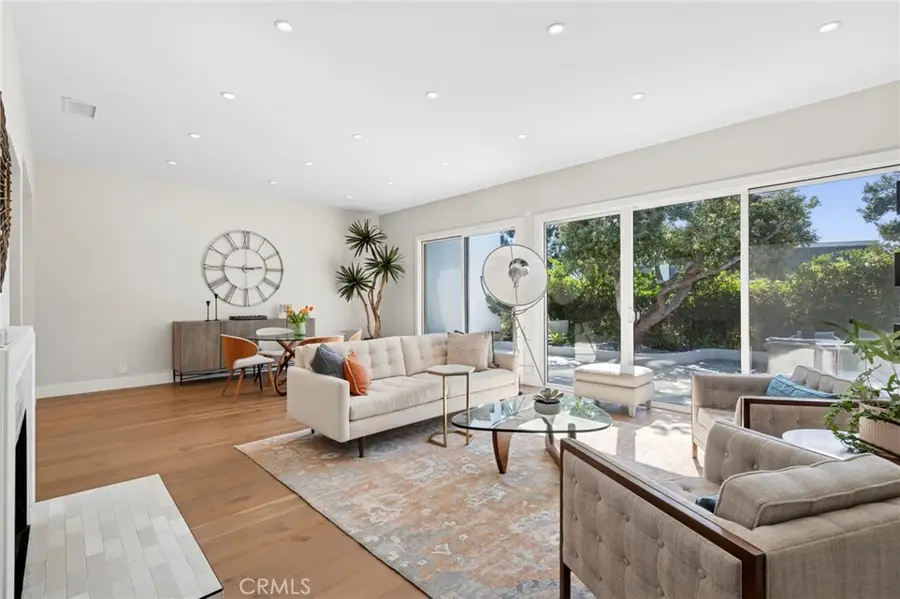 3 Rue Cannes, Newport Beach, CA 92660 - #3