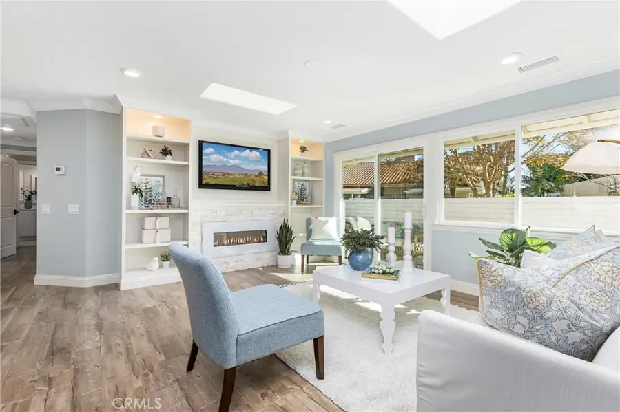 2046 Via Mariposa E Unit P, Laguna Woods, CA 92637 - Image #3