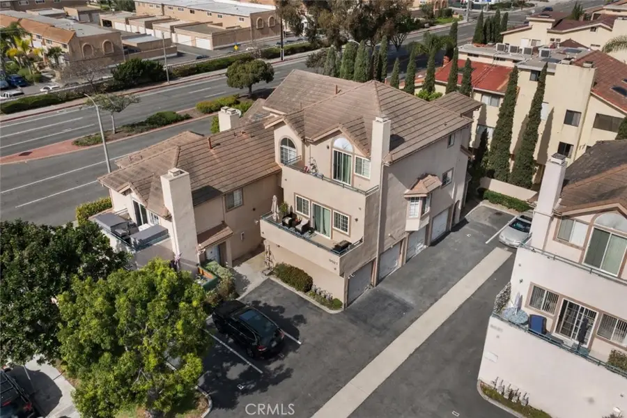 5021 Waverider, Huntington Beach, CA 92649 - Image #2