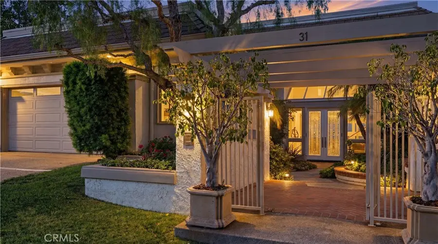 31 Saint Tropez, Newport Beach, CA 92660 - Image #2