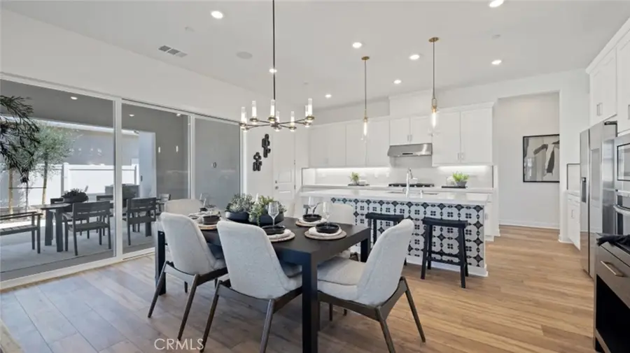 24519 Via La Sombrilla, Valencia, CA 91354 - #2