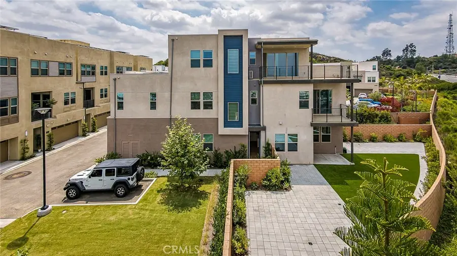2058 Hollyleaf, Montebello, CA 90640 - #2