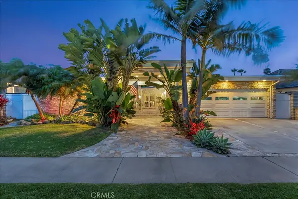 17164 Edgewater Lane, Huntington Beach, CA 92649