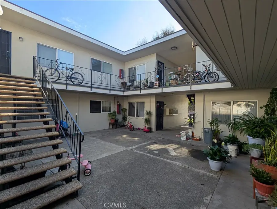 1213 W Brook, Santa Ana, CA 92703 - #2