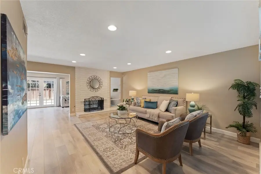 21 Queens Wreath, Irvine, CA 92612 - #2