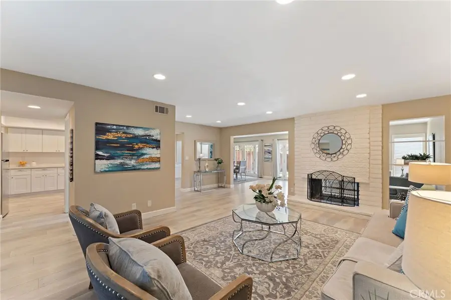 21 Queens Wreath, Irvine, CA 92612 - #3