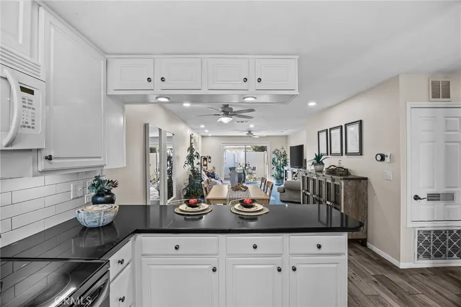 1881 Mitchell #18, Tustin, CA 92780 - #3