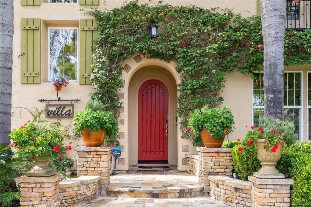 3334 S. Crawford Glen, Santa Ana, CA 92704 - #1