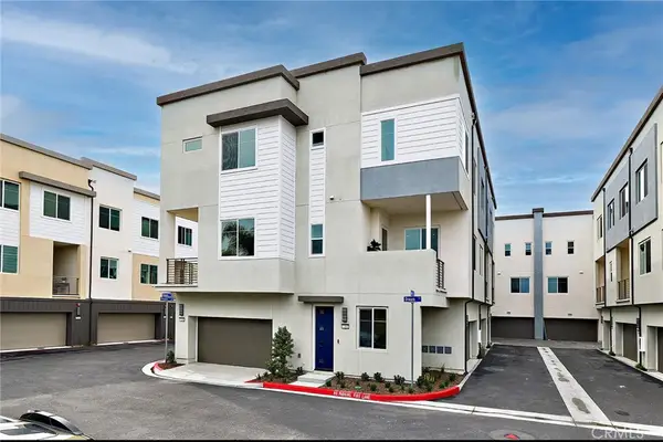 7264 Aura Circle, Huntington Beach, CA 92647