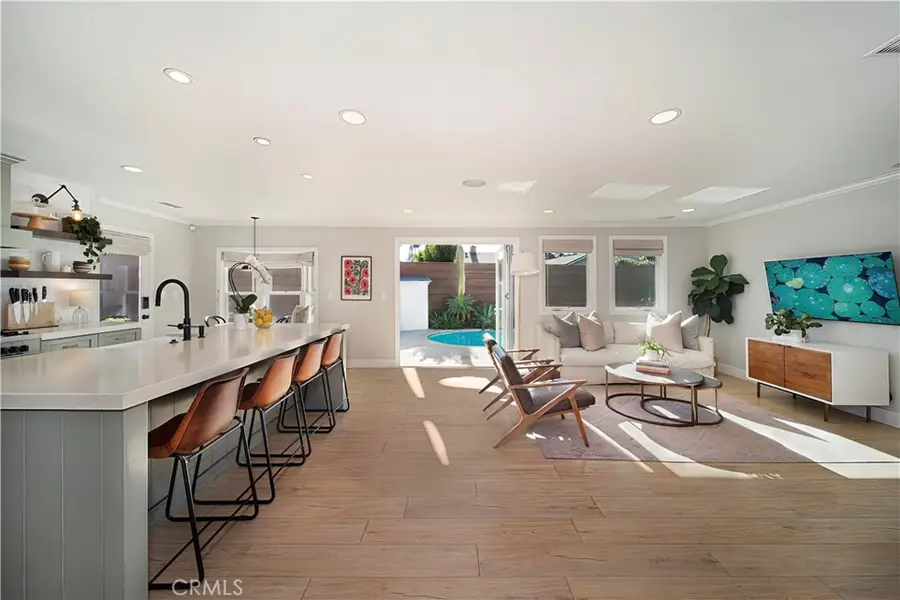 389 Mira Loma, Costa Mesa, CA 92627 - #3