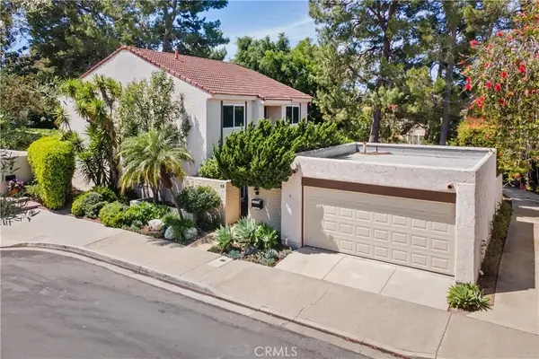 19 Whitewood, Irvine, CA 92612