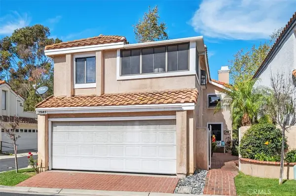 1945 Sundance, Costa Mesa, CA 92627