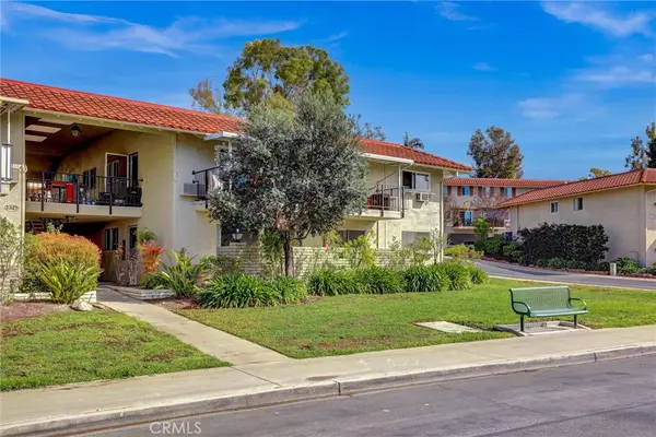 2327 Via Mariposa West W #A, Laguna Woods, CA 92637
