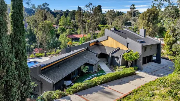 9752 Rangeview, North Tustin, CA 92705