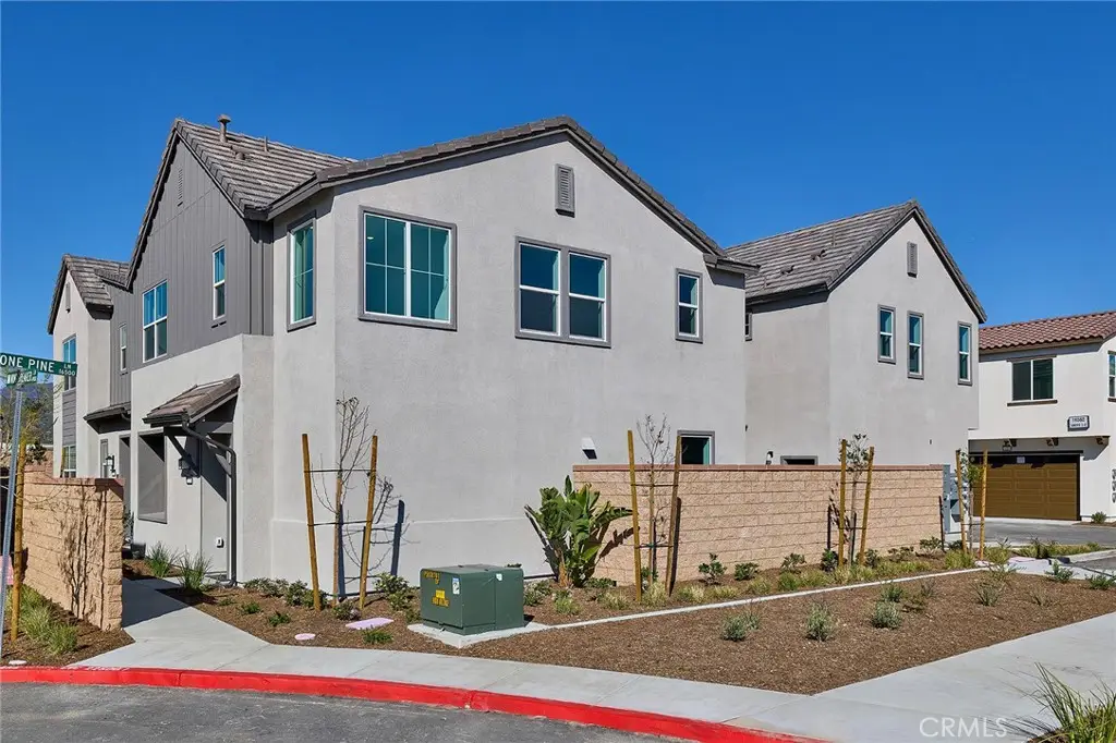 16573 Bottlebrush Lane #3, Fontana, CA 92336 - #1