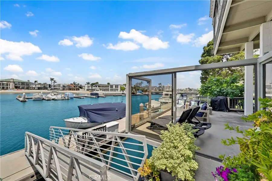 16397 Wimbledon Lane, Huntington Beach, CA 92649 - #2