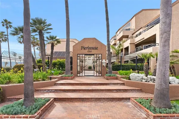 1200 Pacific Coast Highway #121, Huntington Beach, CA 92648