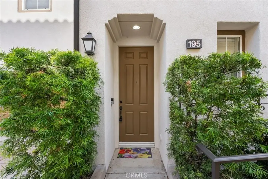 195 Lockford, Irvine, CA 92602 - #2