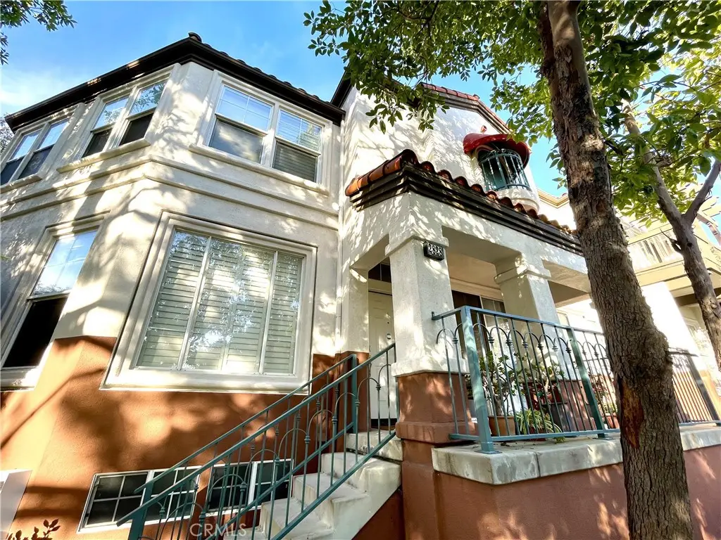 2828 Ballesteros Ln, Tustin, CA 92782 - #1