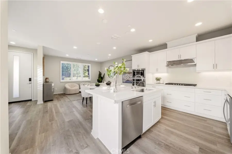 715 Beacon, Irvine, CA 92618 - #3