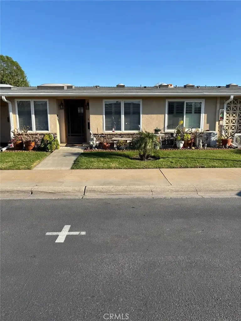 1440 Pelham #105J, Seal Beach, CA 90740 - #1