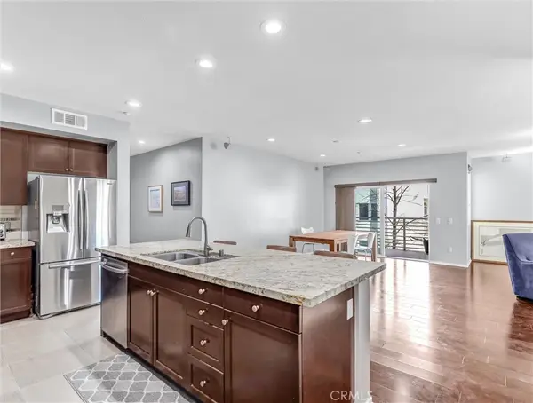 12922 Union #302, Hawthorne, CA 90250