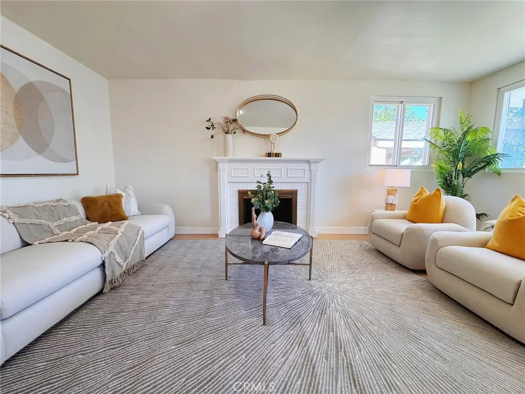 8633 Cimarron Street, Los Angeles, CA 90047 - #1