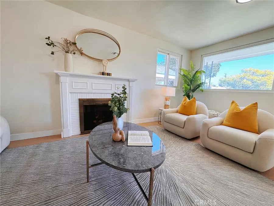 8633 Cimarron Street, Los Angeles, CA 90047 - #3
