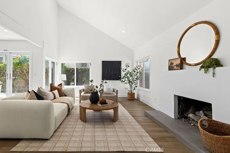 937 Carnation, Costa Mesa, CA 92626 - #2