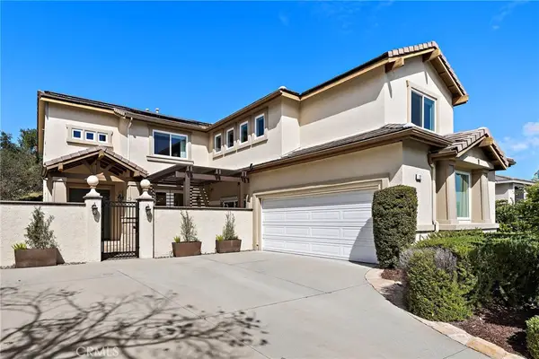 12 Kingfisher Court, Trabuco Canyon, CA 92679