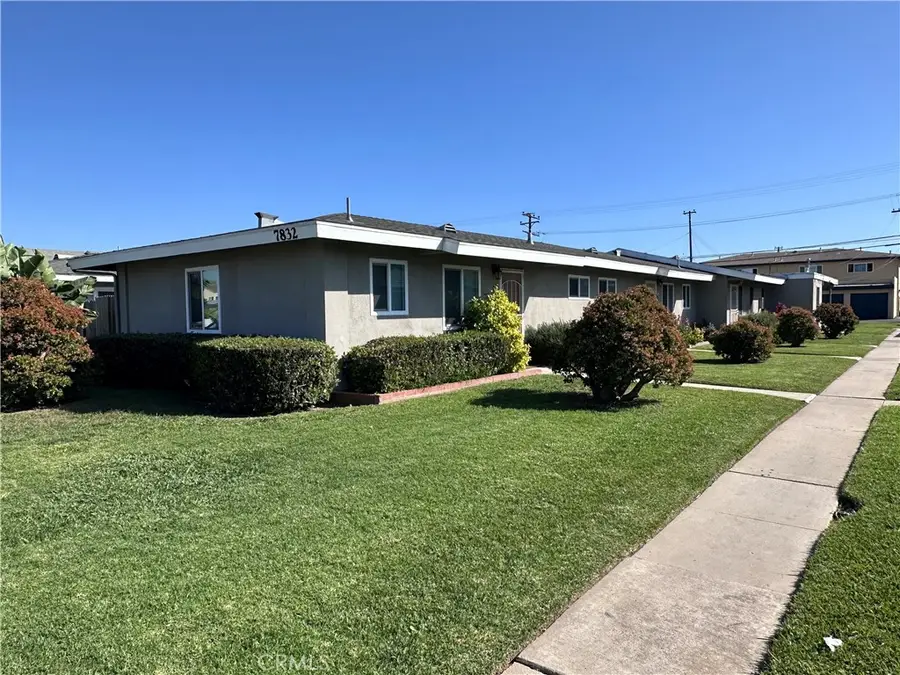 7832 Ronald Drive, Huntington Beach, CA 92647 - #3