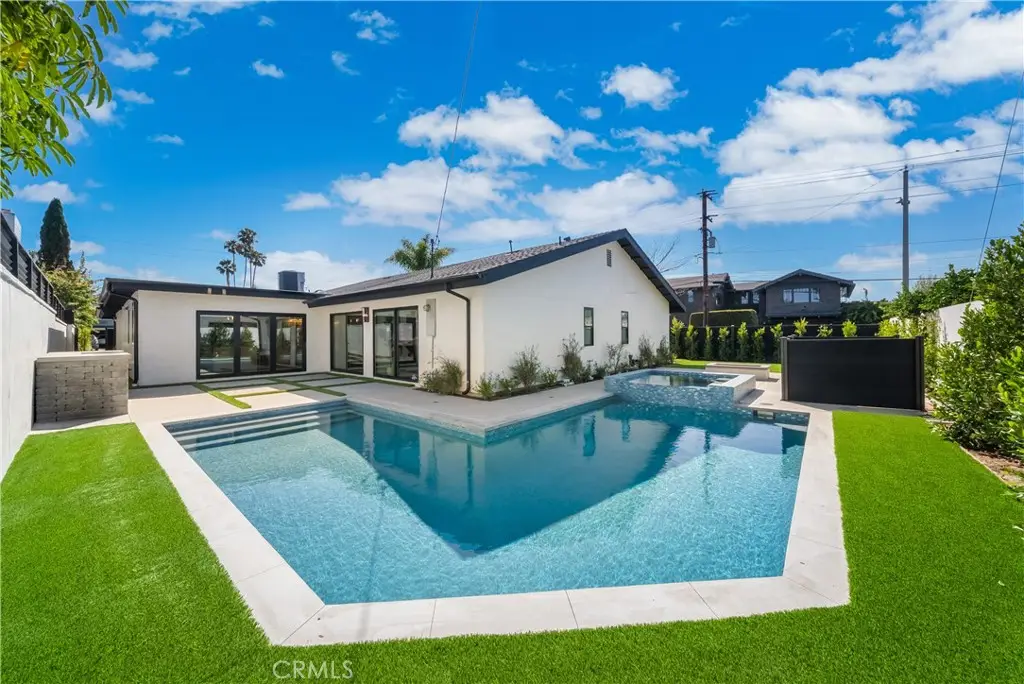 2436 Holiday, Newport Beach, CA 92660 - #1