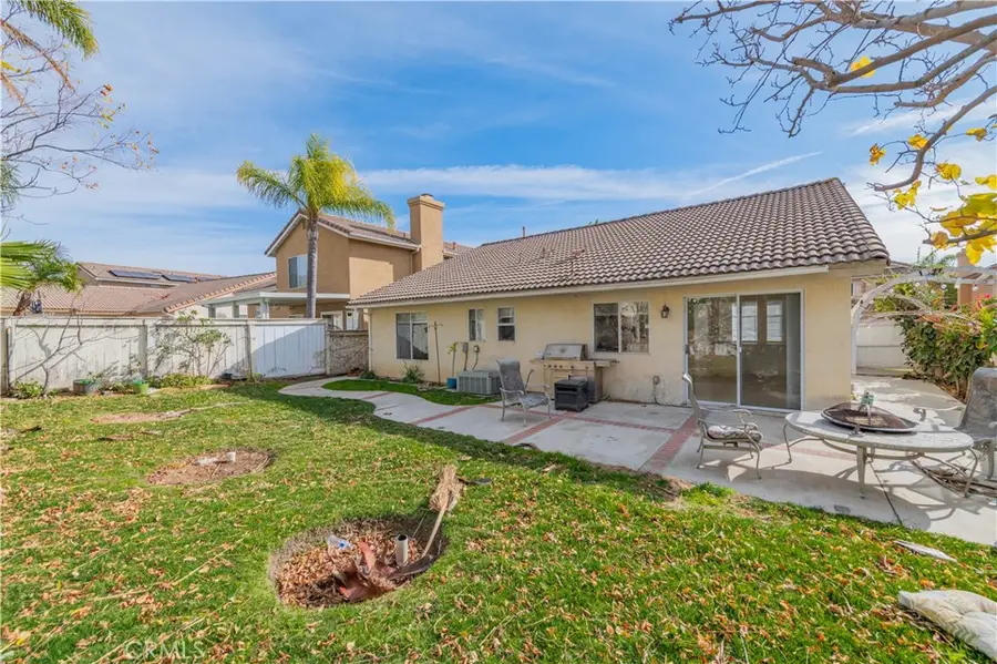 17 Avignon Avenue, Lake Forest, CA 92610 - #3