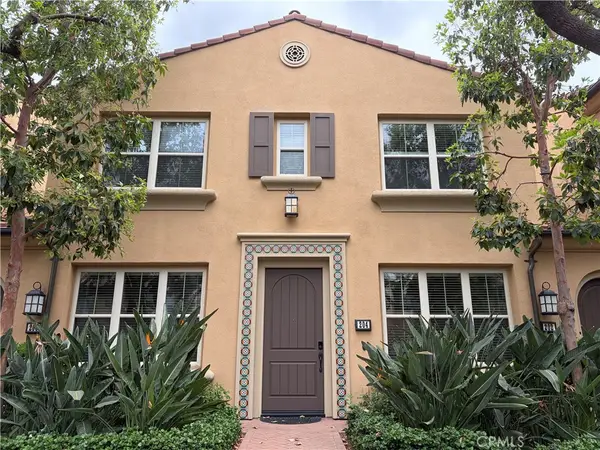 204 Kempton, Irvine, CA 92620