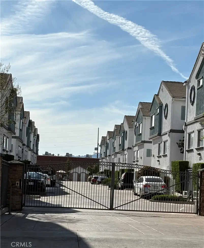 9301 Shirley Avenue #28, Northridge, CA 91324 - #2