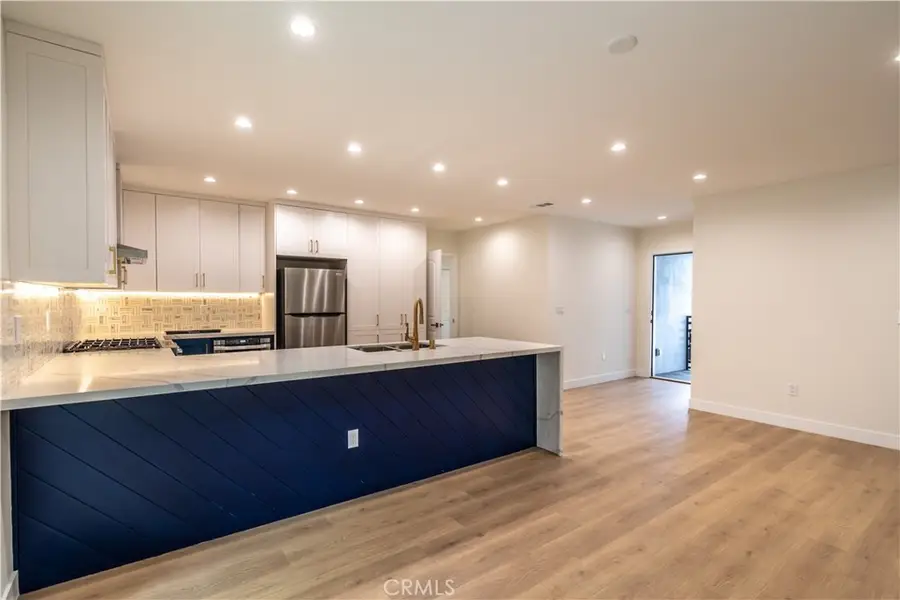 3362 Bellota, Los Angeles, CA 90027 - #3