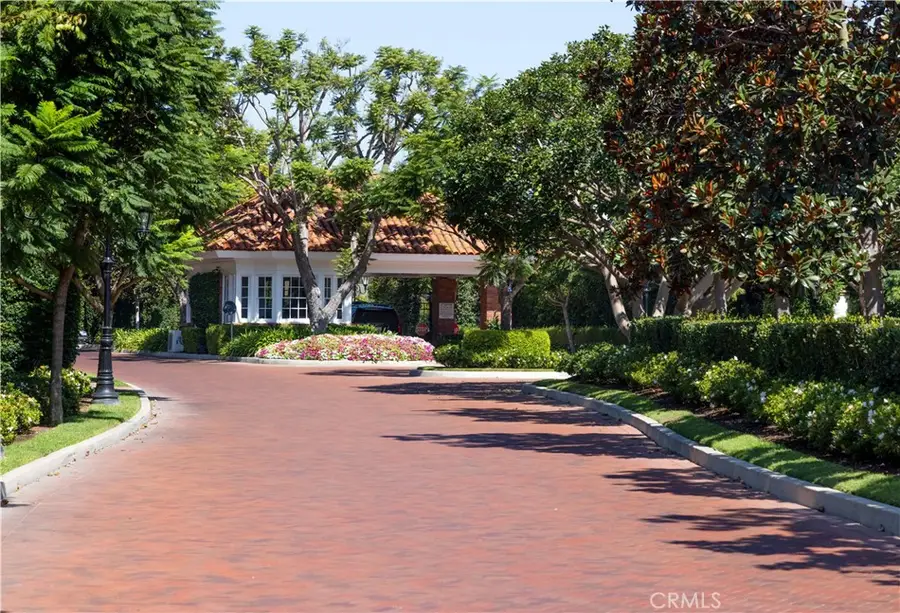 3 Weybridge Court, Newport Beach, CA 92660 - #3