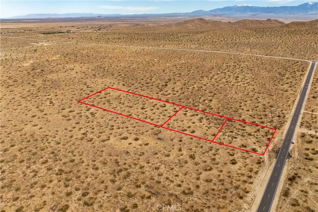 190 E Avenue I, Lancaster, CA 93535 - #1