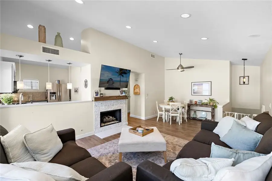 26433 Portola, Mission Viejo, CA 92692 - #3