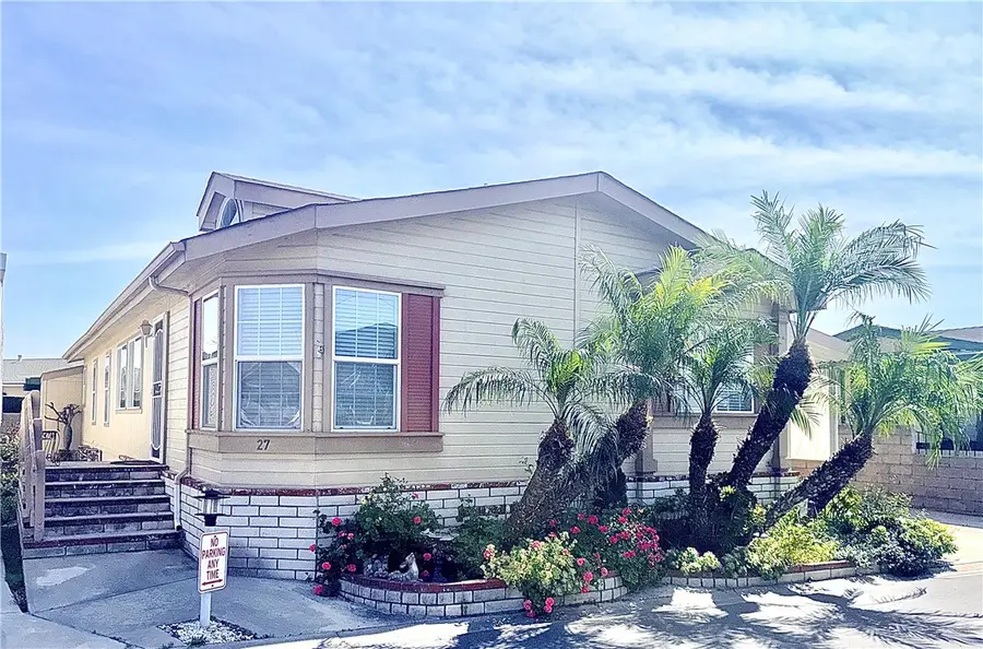 10681 Oak Street #27, Los Alamitos, CA 90720 - #2