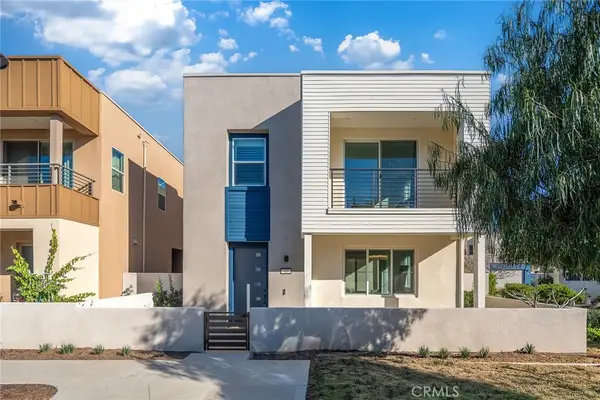 446 Chorus, Irvine, CA 92618