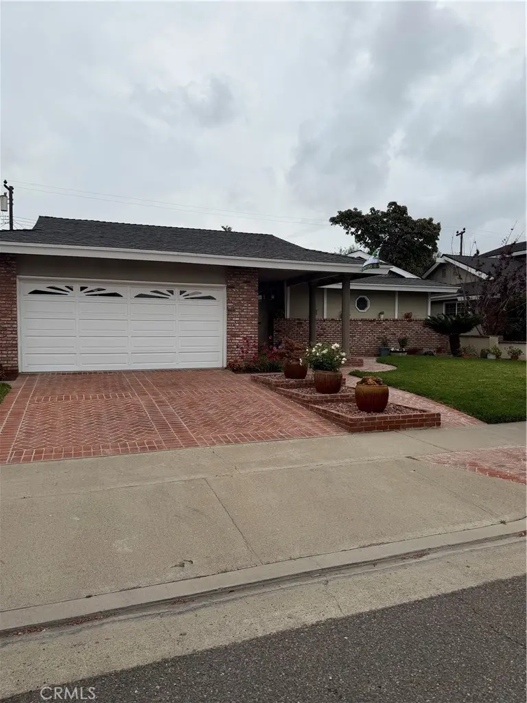 16122 Pitman Street, Huntington Beach, CA 92647 - #2