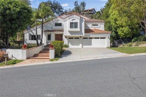 25171 Stageline Drive, Laguna Hills, CA 92653