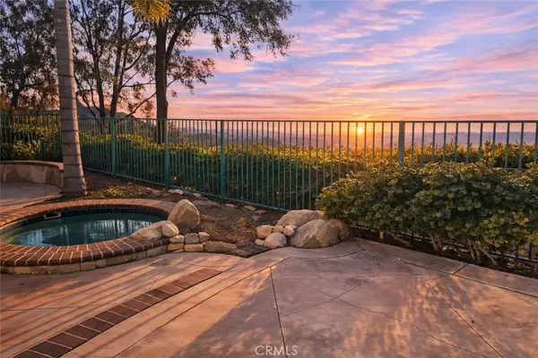 35 Grassy Knoll, Rancho Santa Margarita, CA 92688