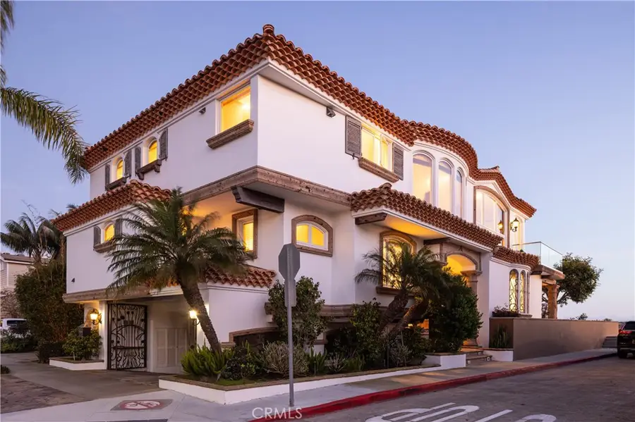 1201 E Balboa, Newport Beach, CA 92661 - #2