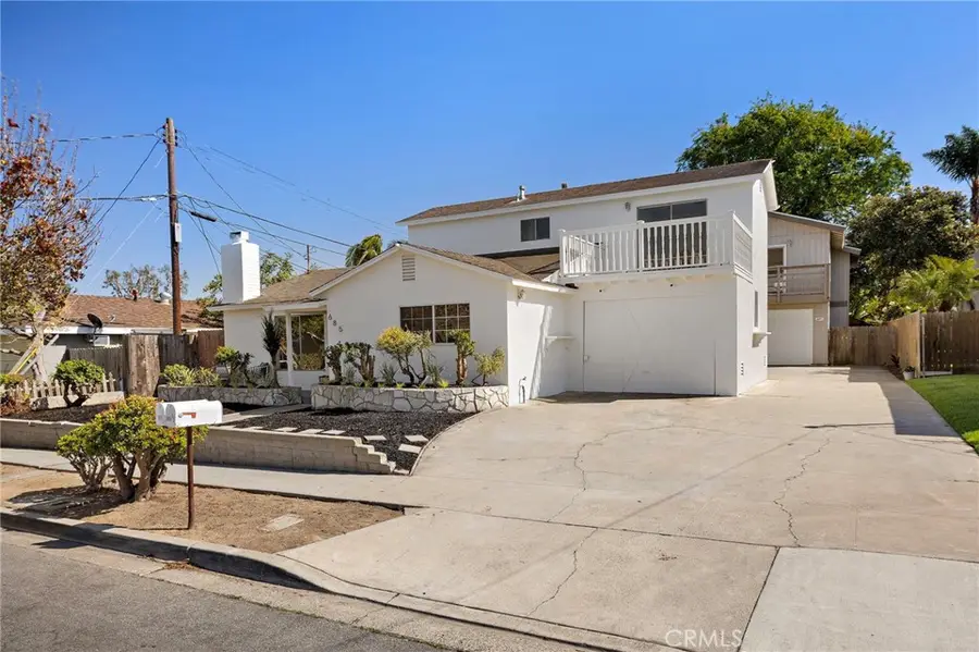 685 Center St., Costa Mesa, CA 92627 - #3
